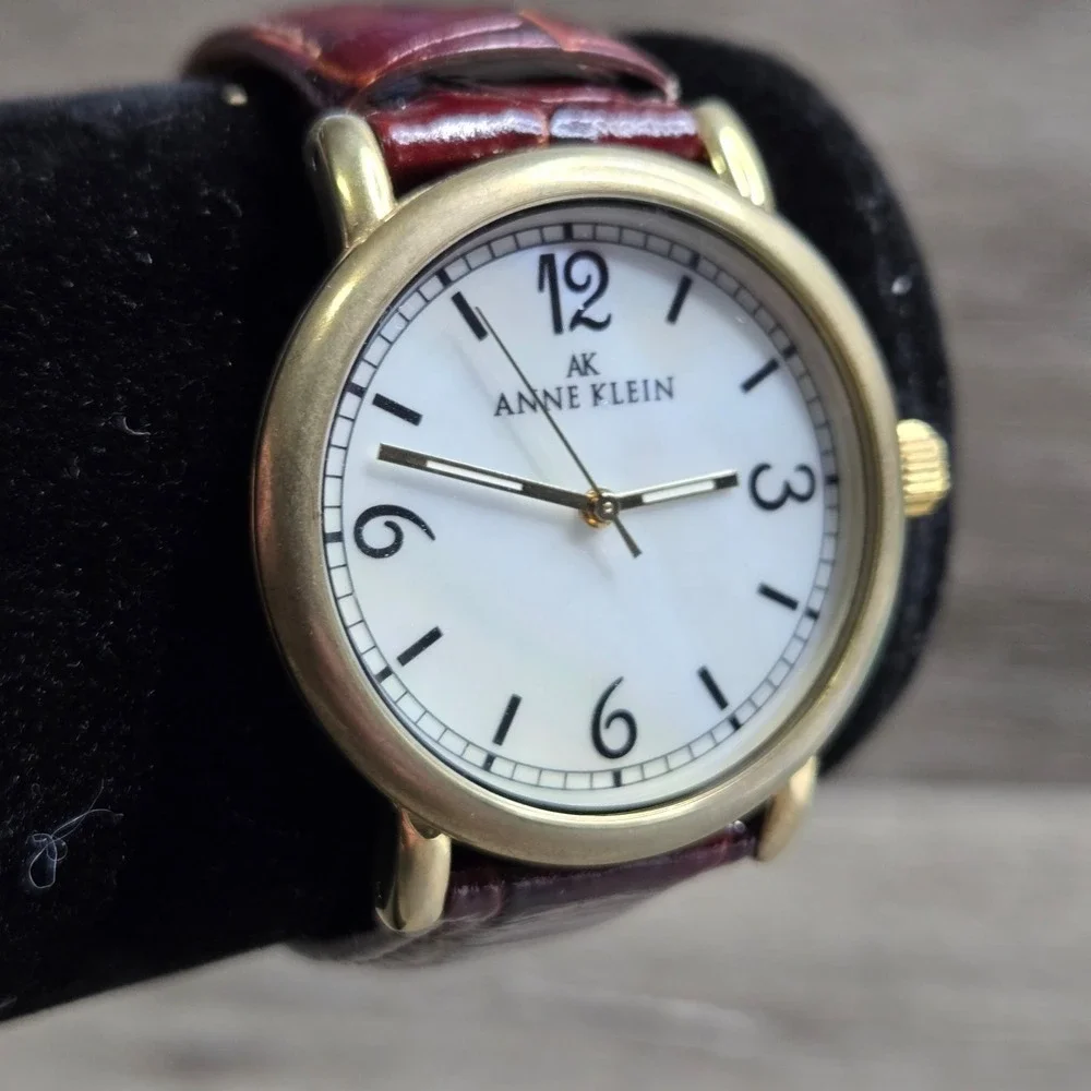 Anne Klein Womens Gold Tone Watch V121E MOP Dial Leather Band Working 7